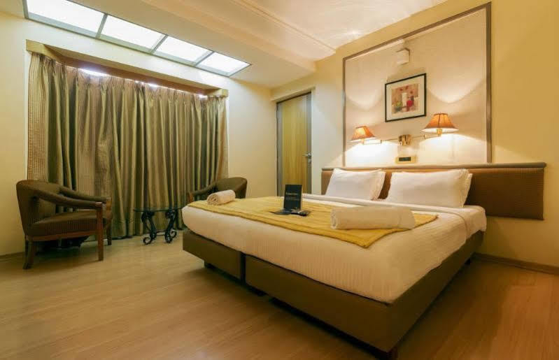 Hotel Gandharva Shivajinagar Pune Exterior foto