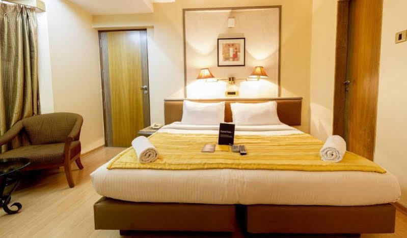 Hotel Gandharva Shivajinagar Pune Exterior foto