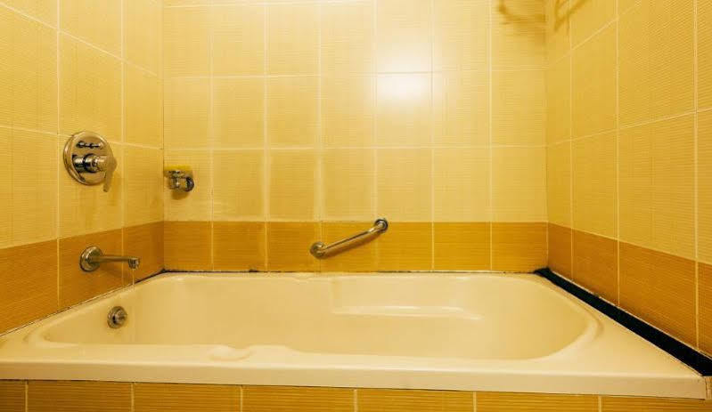Hotel Gandharva Shivajinagar Pune Exterior foto
